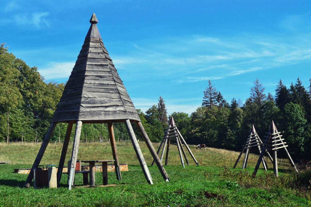 Chatova Osada Na Skalkach Nový Jičín Bagian luar foto